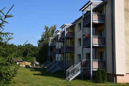 Wohnung Schwedt Schönow - 3 Zimmer, 62 m&sup2;, 360&euro; | Angebot:27284190