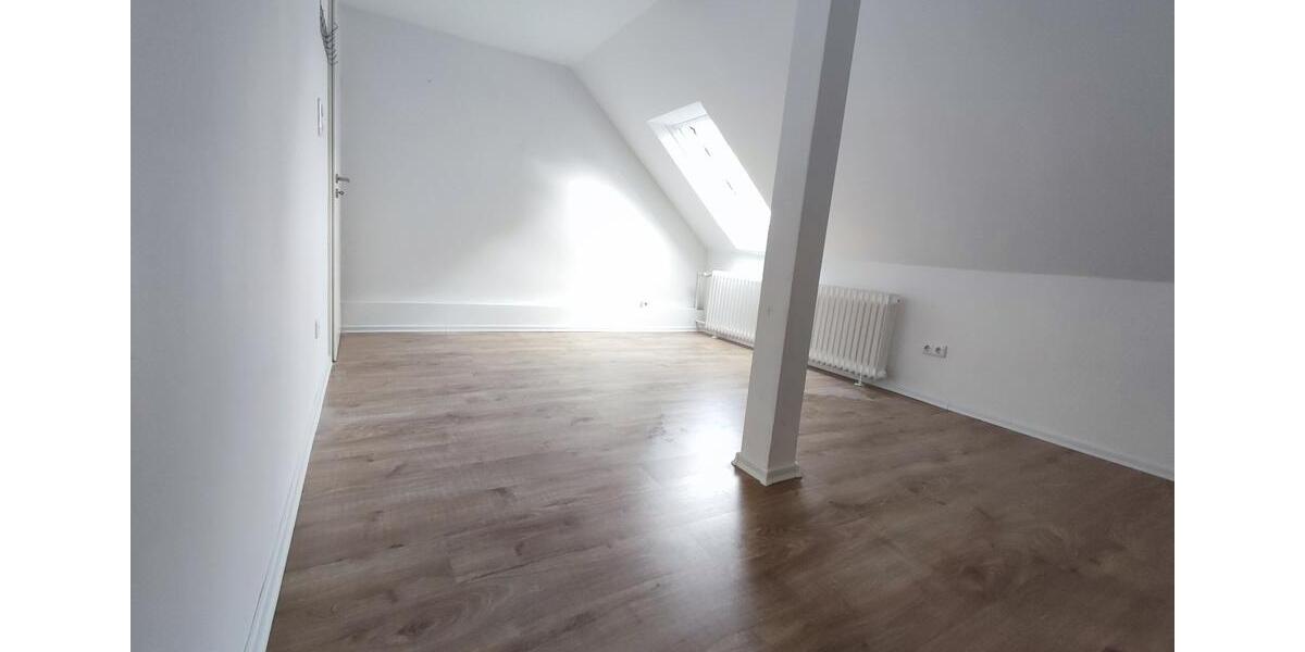 Etagenwohnung Coburg - 1 Zimmer, 12 m&sup2;, 260&euro; | Angebot:26698814