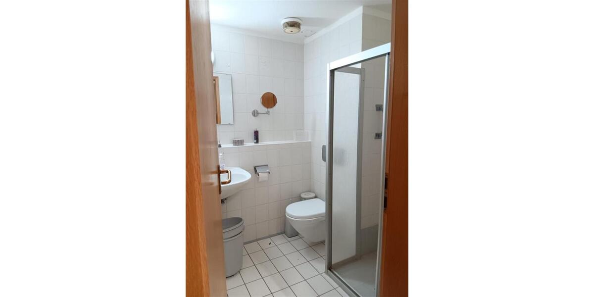 2 Zimmer Wohnung direkt an der Salz 2 zimmer