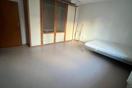 20 m² großes Zimmer in 3er-WG (Neugründung) 1 zimmer