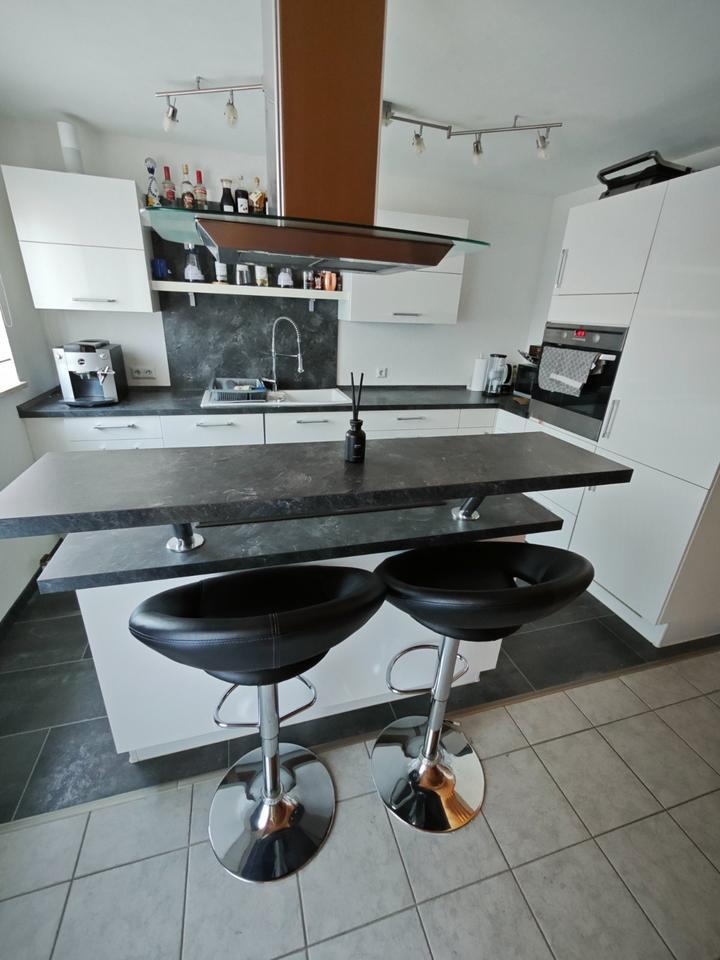 Pendler Wohnung 3,5 Zimmer Möbiliert- Zeiss Werksverkehr