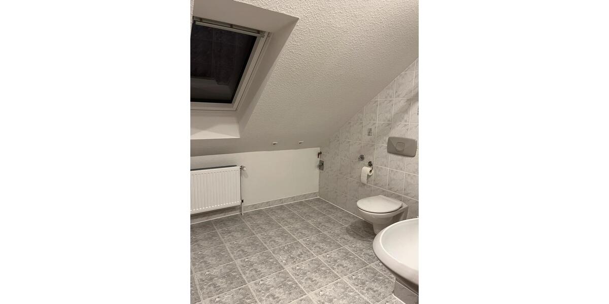 Dachgeschoßwohnung Springe - 2 Zimmer, 60 m&sup2;, 510&euro; | Angebot:26044814