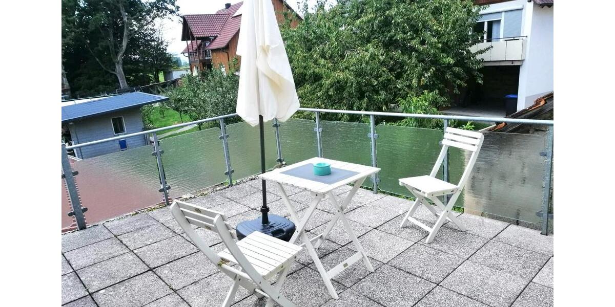 3-Zimmer-Wohnung mit Balkon und Einbauküche 3 zimmer