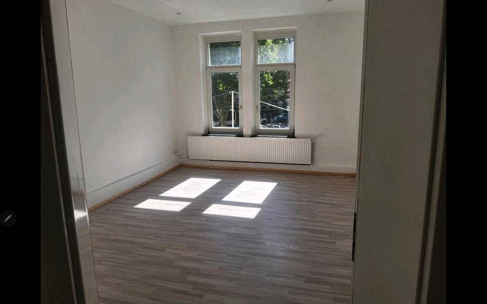 Etagenwohnung Hannover Nord - 4 Zimmer, 100 m&sup2;, 1.200&euro; | Angebot:24694965