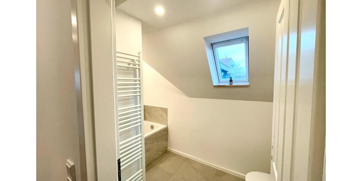 Etagenwohnung Büsum - 2 Zimmer, 94 m&sup2;, 1.220&euro; | Angebot:25053614