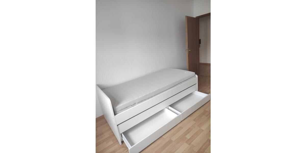 Wohnen auf Zeit Reutlingen - 3 Zimmer, 14 m&sup2;, 410&euro; | Angebot:26626674