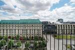 Berliner Prestige-Adresse: Einzigartiges Domizil mit Blick auf das Wahrzeichen der Stadt