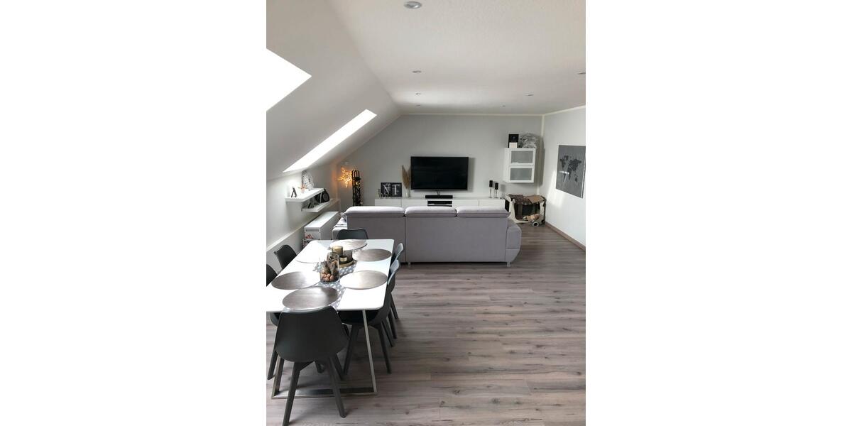 Dachgeschoßwohnung Bruchköbel - 2 Zimmer, 67 m&sup2;, 600&euro; | Angebot:24428459