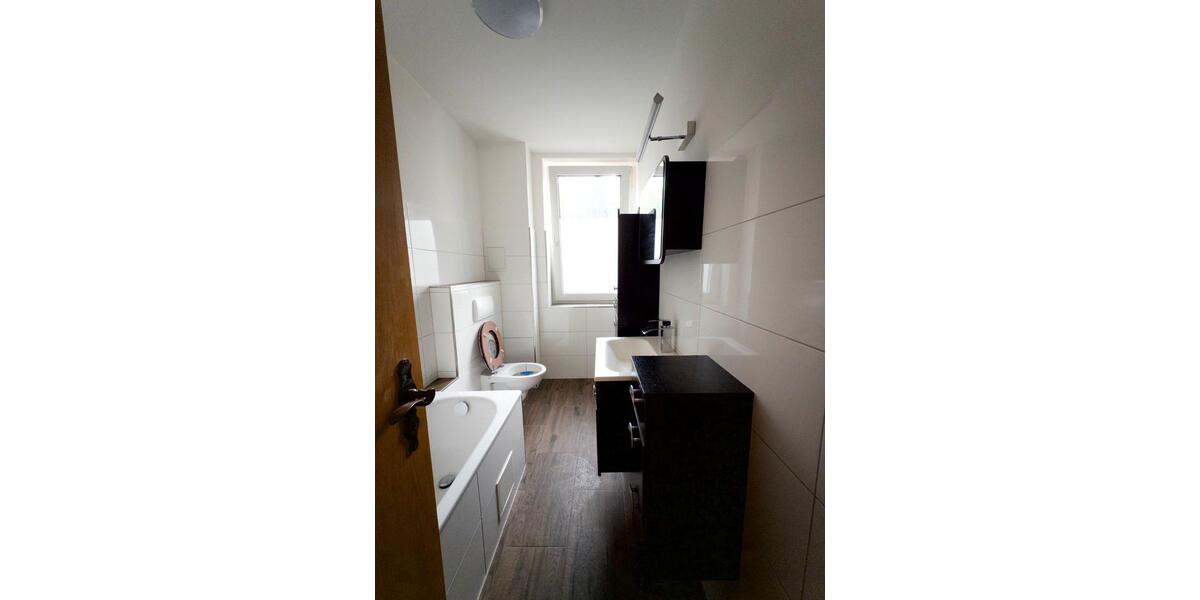 Etagenwohnung Schneeberg - 3 Zimmer, 80 m&sup2;, 500&euro; | Angebot:26646093