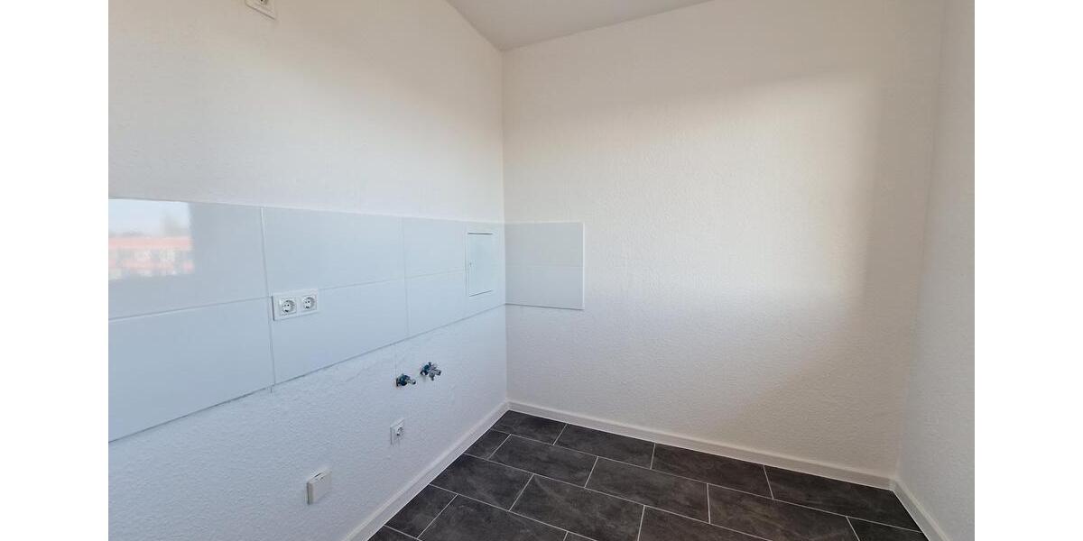 Dachgeschoßwohnung Zerbst (Anhalt) - 2 Zimmer, 50 m&sup2;, 255&euro; | Angebot:26264135