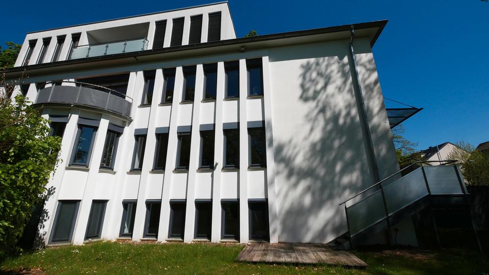 Maisonettenwohnung Bad Lippspringe - 4 Zimmer, 189 m&sup2;, 1.900&euro; | Angebot:25500360