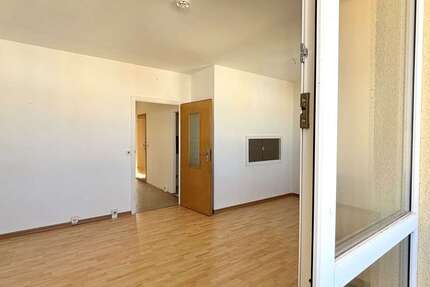 Wohnung zum Mieten in Suhl 272 € 67.9 m² 4 zimmer