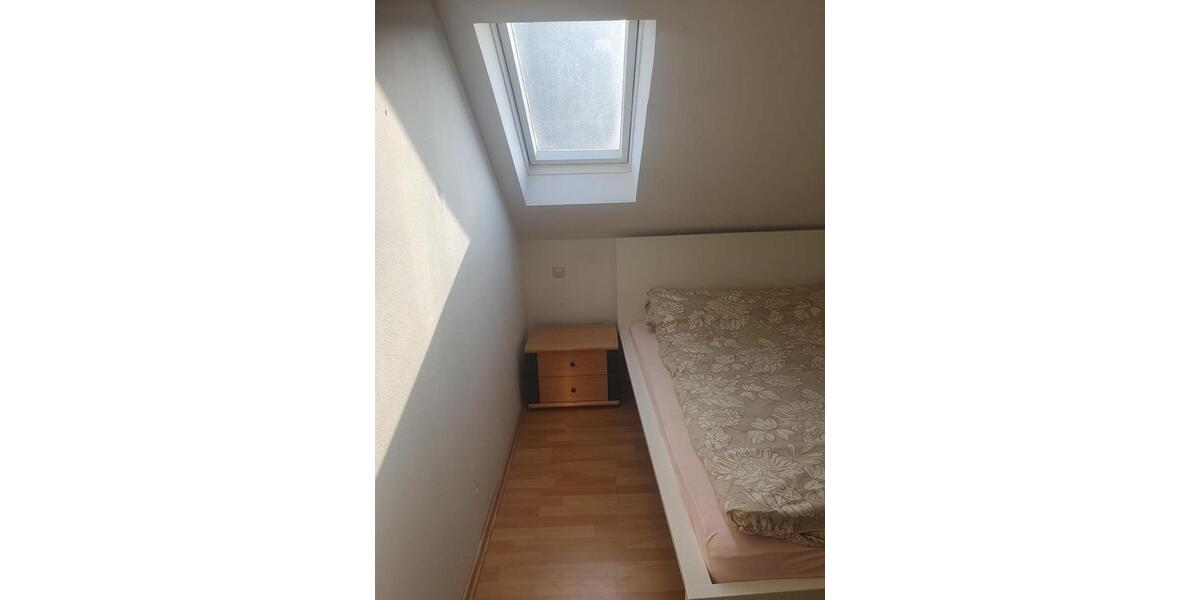 Dachgeschoßwohnung Tengen - 2 Zimmer, 45 m&sup2;, 350&euro; | Angebot:25642660