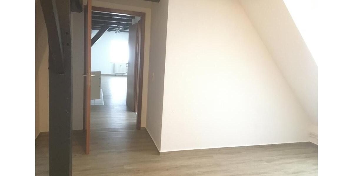 Dachgeschoßwohnung Bückeburg - 2 Zimmer, 49 m&sup2;, 490&euro; | Angebot:26457997