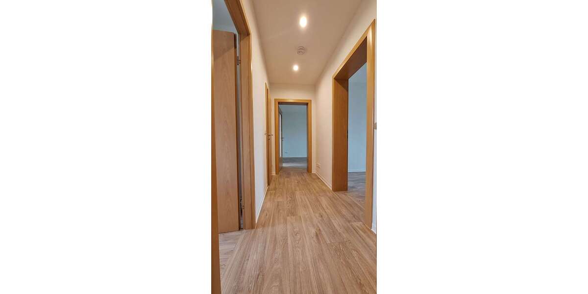 Etagenwohnung Löbau Altlöbau - 4 Zimmer, 70 m&sup2;, 398&euro; | Angebot:24517644