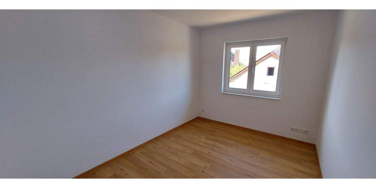 Etagenwohnung Stralsund Tribseer - 3 Zimmer, 99 m&sup2;, 1.287&euro; | Angebot:26105678