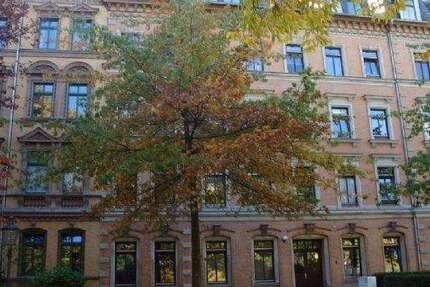 ++ Schloßchemnitz - 3,5-R.-Whg. mit Balkon, Abstellkammer, Tageslichtwannenbad & Dusche, Gäste-WC ++ 3 zimmer