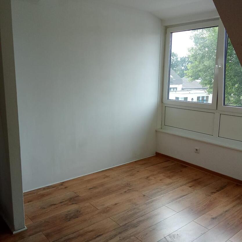 2 Zimmer Dachgeschoßwohnung