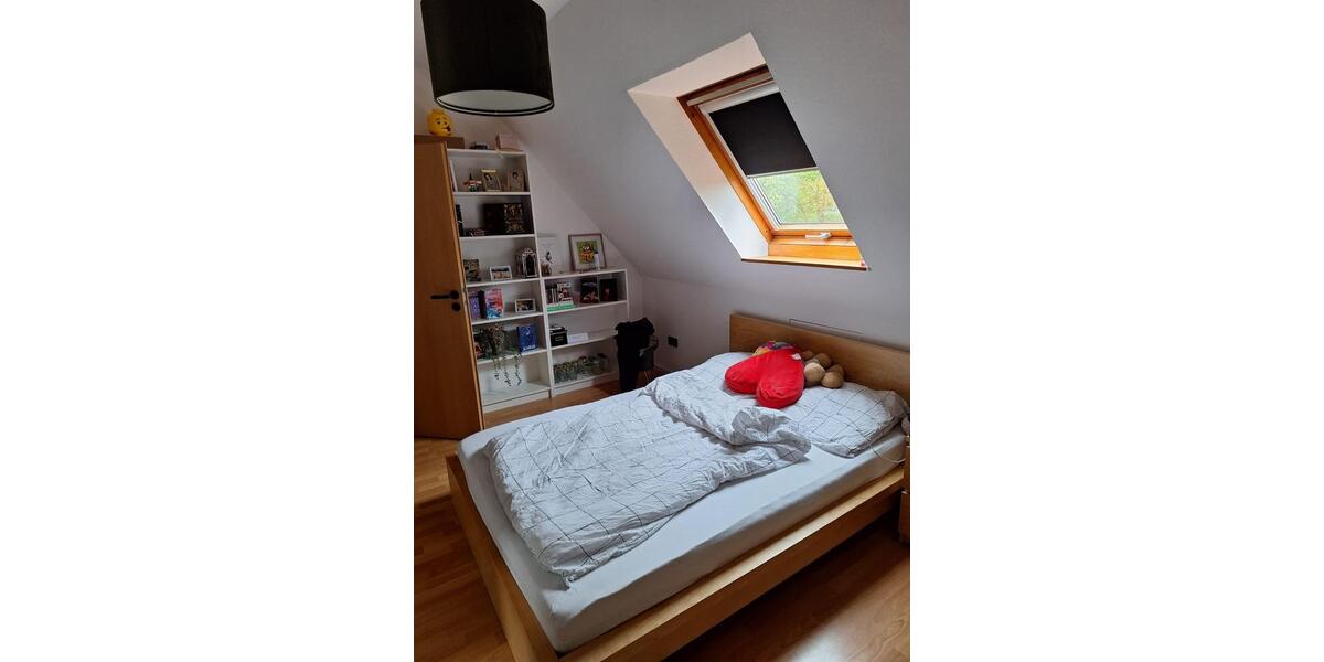 Dachgeschoßwohnung Spenge - 3 Zimmer, 107 m&sup2;, 800&euro; | Angebot:26124582