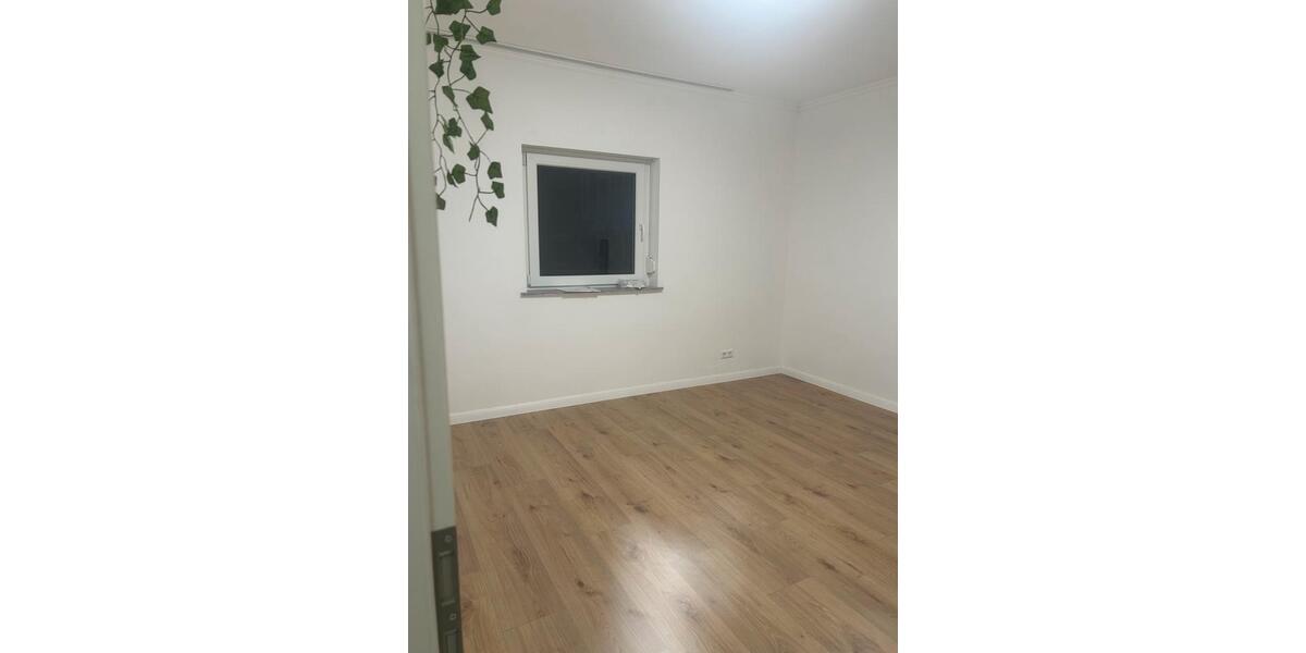 Etagenwohnung Altbach - 3 Zimmer, 70 m&sup2;, 1.050&euro; | Angebot:26632654