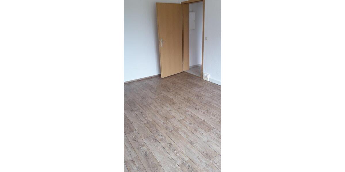 Etagenwohnung Ranis - 1 Zimmer, 35 m&sup2;, 200&euro; | Angebot:24616020