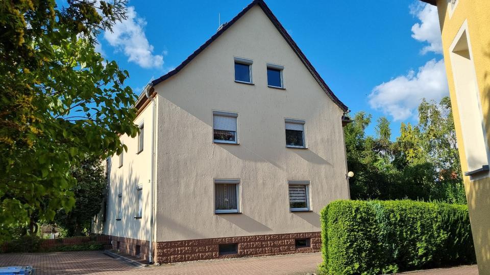 Individuelle DachWohnung am Stadtrand in ruhiger Lage