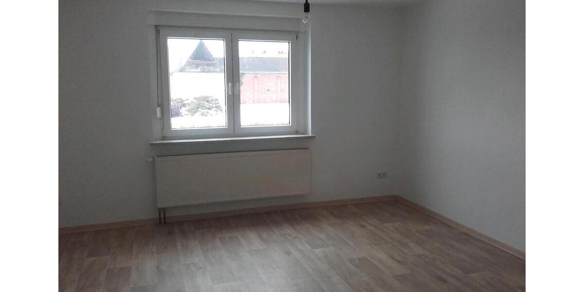 Erdgeschoßwohnung Bad Schmiedeberg - 3 Zimmer, 65 m&sup2;, 390&euro; | Angebot:25974873