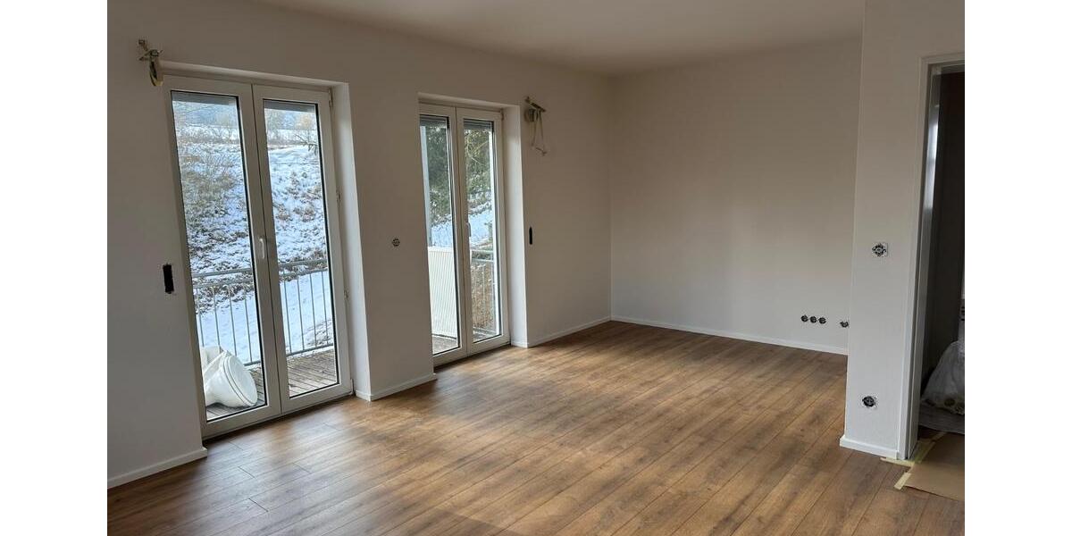 Etagenwohnung Walting - 4 Zimmer, 93 m&sup2;, 1.000&euro; | Angebot:25053282