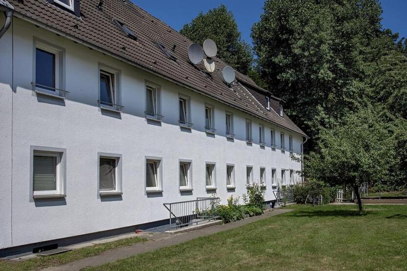 Erdgeschoss Wohnung in Zentraler Lage aber doch im grünen zimmer