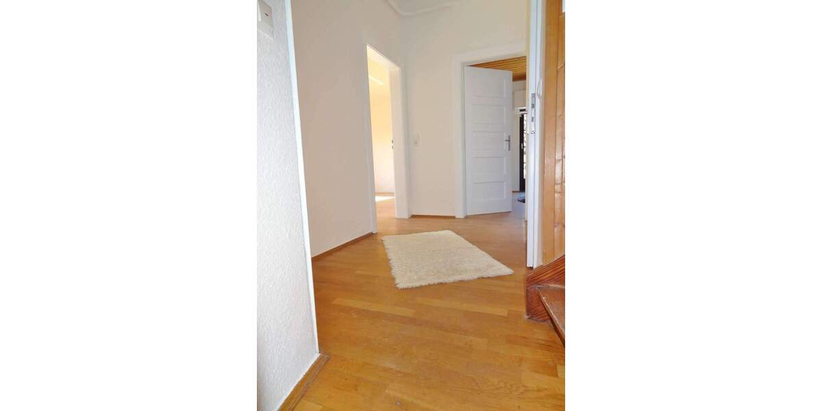 WG-Zimmer mit Einbauschrank in Hechtsheim inkl. W-Lan u.v.m. 1 zimmer