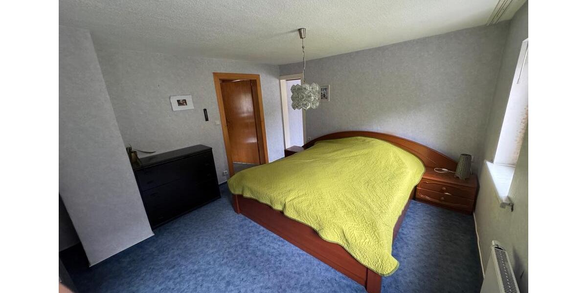 Dachgeschoßwohnung Schwarzatal - 2 Zimmer, 80 m&sup2;, 800&euro; | Angebot:25127752