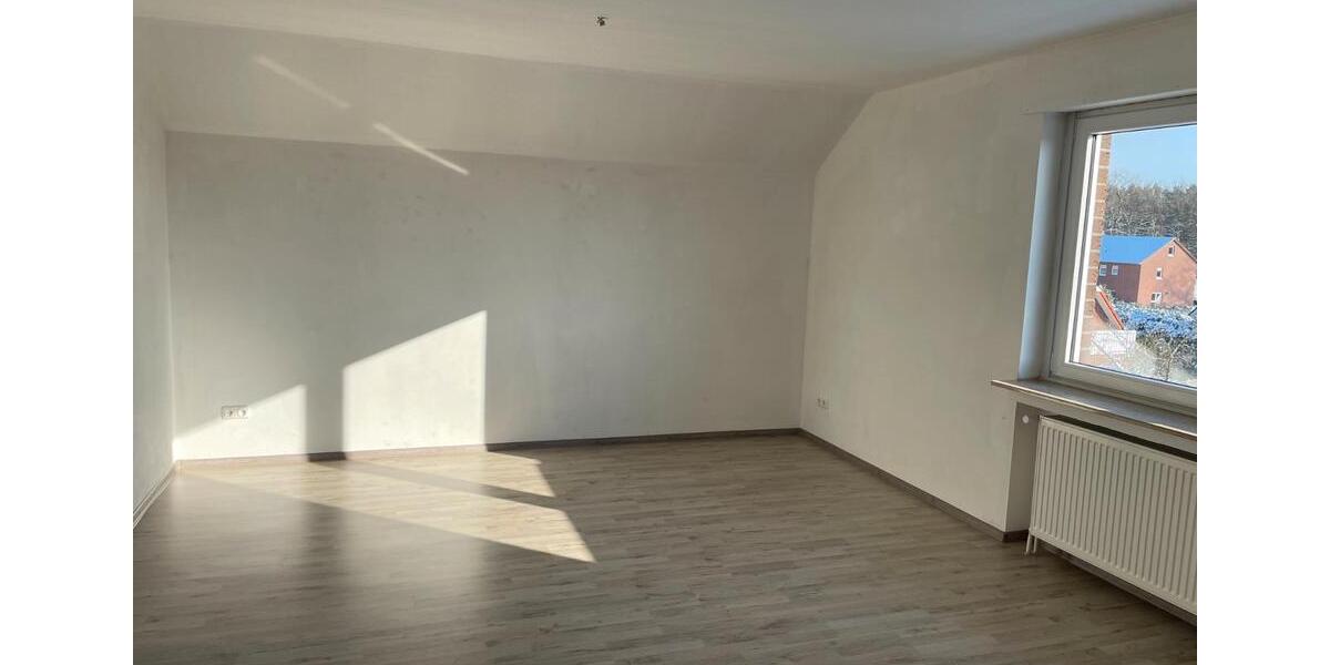 Dachgeschoßwohnung Bramsche - 2.5 Zimmer, 92 m&sup2;, 640&euro; | Angebot:26005651