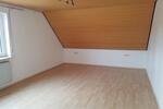 Dachgeschoßwohnung Bächingen an der Brenz - 4 Zimmer, 85 m&sup2;, 670&euro; | Angebot:24829058