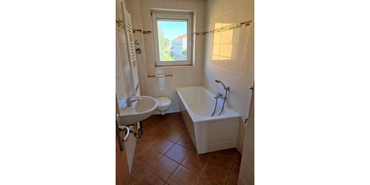 Etagenwohnung Gräfenhainichen - 3 Zimmer, 59 m&sup2;, 391&euro; | Angebot:26490810