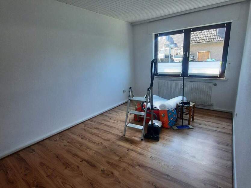 D - Rath ruhige, helle 2 Zi.-Whg.