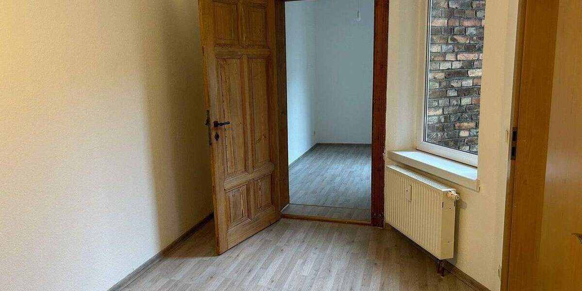 Etagenwohnung Halle (Saale) Giebichenstein - 4 Zimmer, 77 m&sup2;, 590&euro; | Angebot:26672530