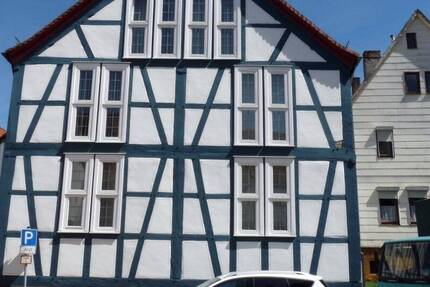 Haus Bad Soden-Salmünster Salmünster - 9 Zimmer, 213 m&sup2;, 1.760&euro; | Angebot:26806931