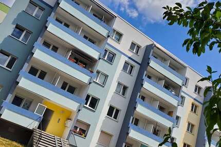 Wohnung zum Mieten in Halle 399 € 56 m²