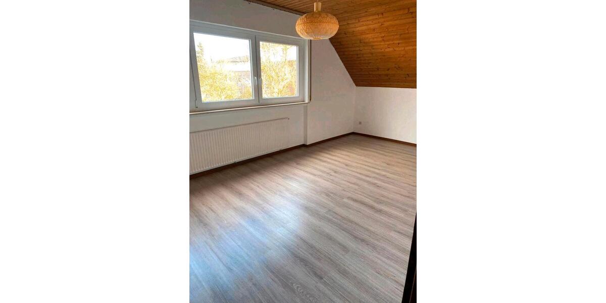 Einfamilienhaus Melle - 7 Zimmer, 190 m&sup2;, 1.500&euro; | Angebot:26582102