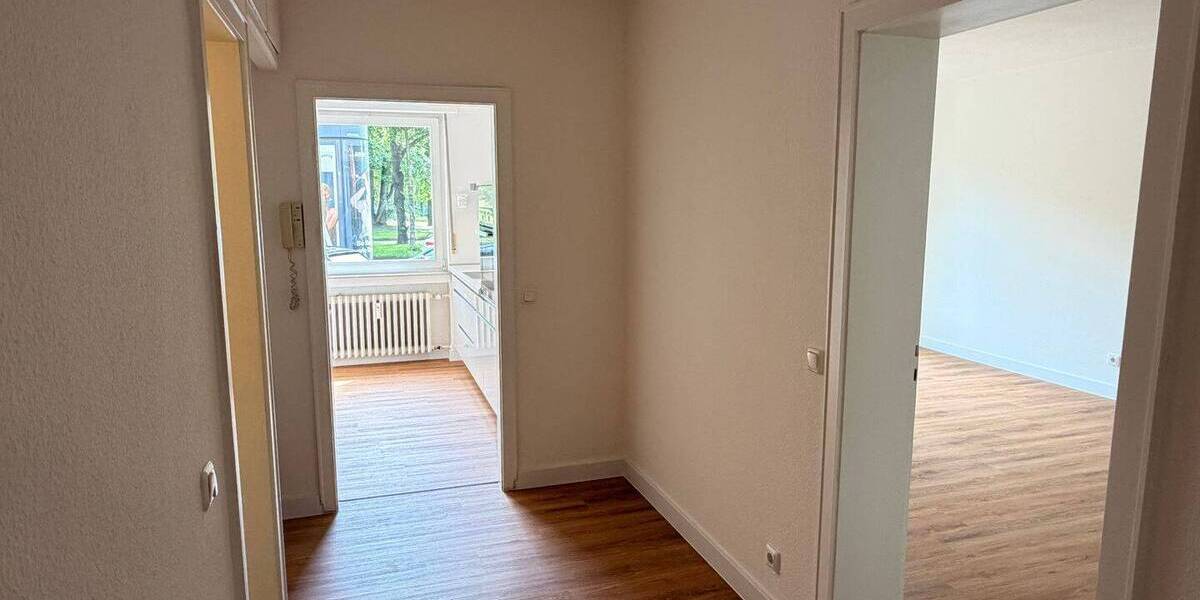 Etagenwohnung Köln Lindenthal - 2 Zimmer, 85 m&sup2;, 1.530&euro; | Angebot:26731055