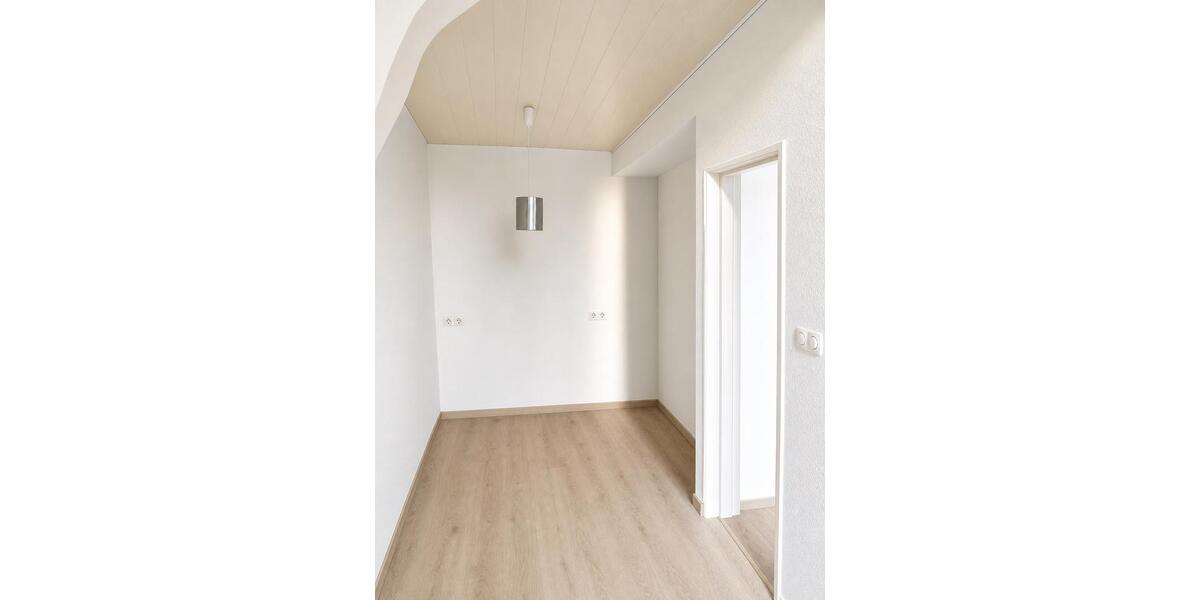 Etagenwohnung Friedberg (Hessen) - 2 Zimmer, 61 m&sup2;, 800&euro; | Angebot:26658561