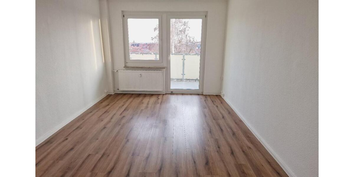 Etagenwohnung Zwenkau - 3 Zimmer, 60 m&sup2;, 375&euro; | Angebot:25845972