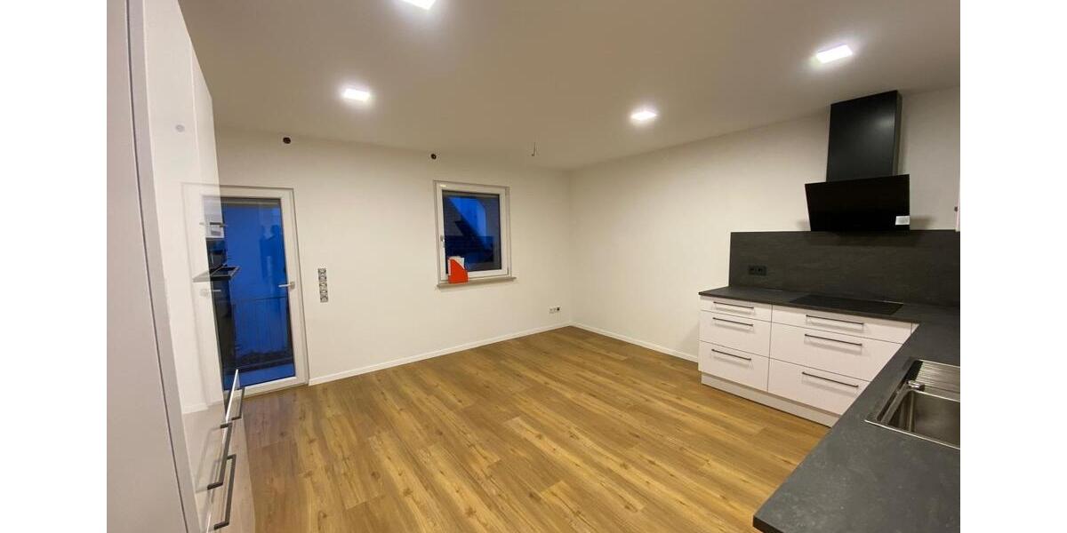 Etagenwohnung Bad Kissingen - 3 Zimmer, 88 m&sup2;, 990&euro; | Angebot:26523062