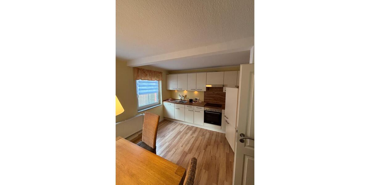 Einfamilienhaus Halstenbek - 3.5 Zimmer, 100 m&sup2;, 980&euro; | Angebot:26664139