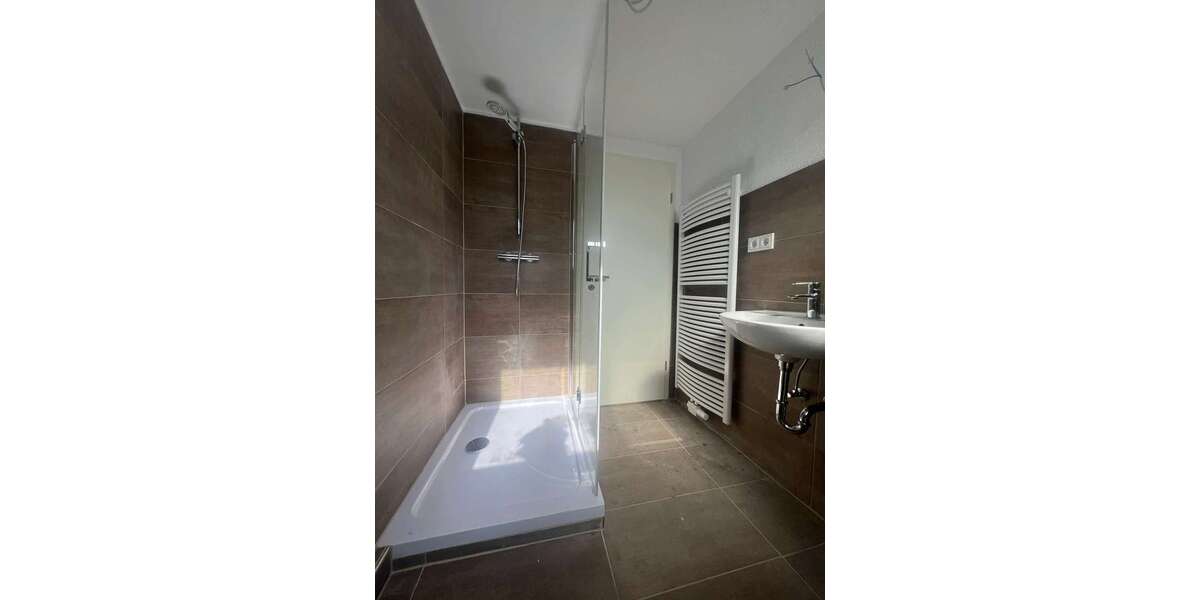 Helle 3-Zimmer-Dachgeschosswohnung in St. Ingbert-Rentrisch ( Saniert) - 3- Sankt Ingbert | Angebot:27111787