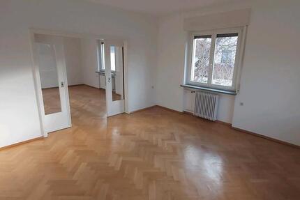 4 Zimmer Wohnung in Saalfeld 104m² 4 zimmer
