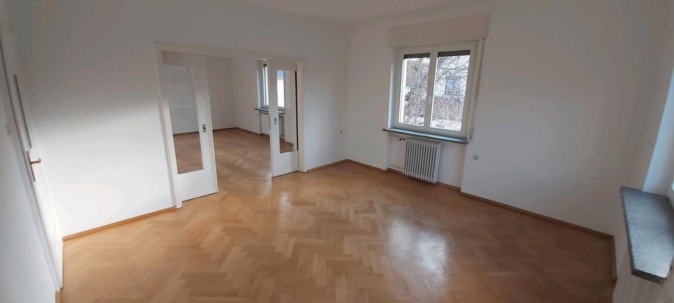 4 Zimmer Wohnung in Saalfeld 104m² 4 zimmer