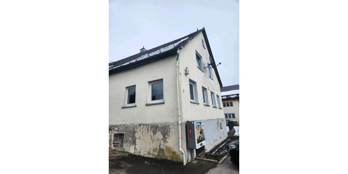 Einfamilienhaus Laichingen - 7 Zimmer, 159 m&sup2;, 1.700&euro; | Angebot:25055511