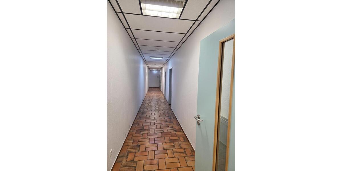 Gewerbeobjekt Gütersloh Isselhorst - 700&euro; | Angebot:24606559