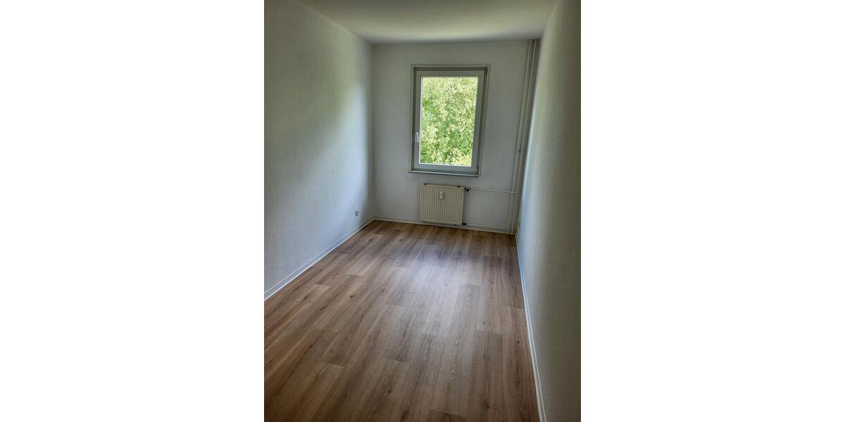 Etagenwohnung Rathenow - 3 Zimmer, 83 m&sup2;, 498&euro; | Angebot:26618247